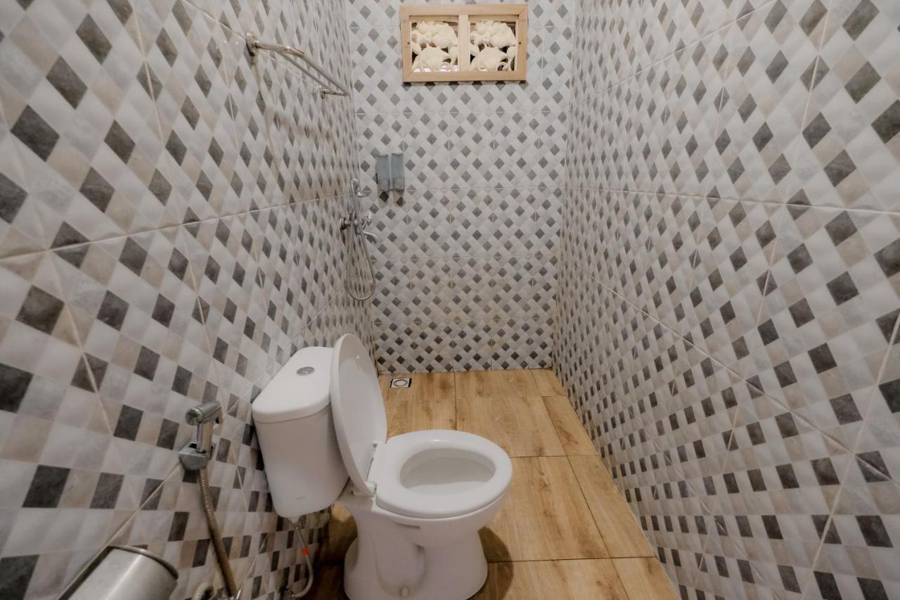 Visual Inn Toyapakeh Εξωτερικό φωτογραφία